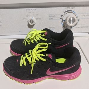 Nike Revolution 2
